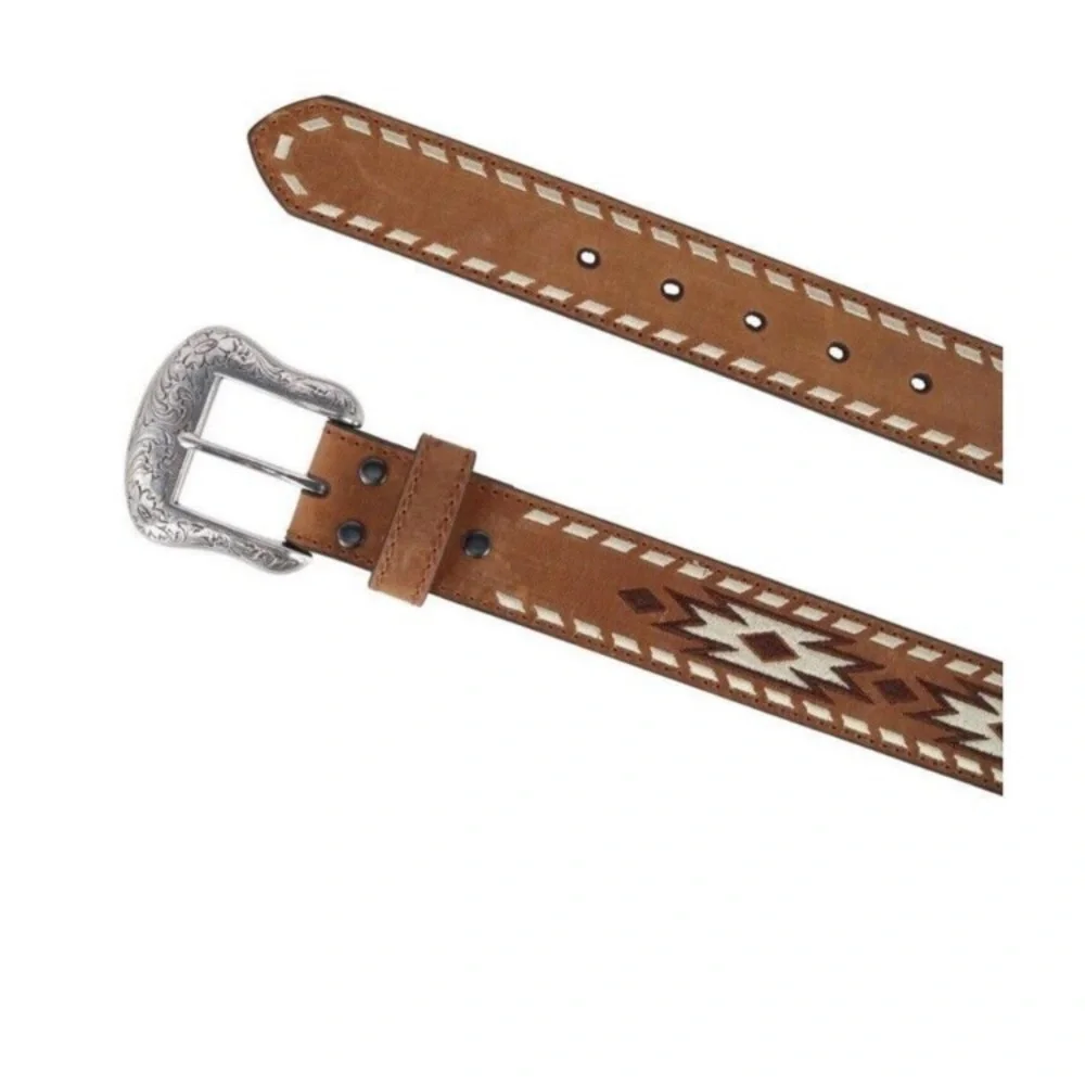 Ariat Embroidered Buck Lace Belt